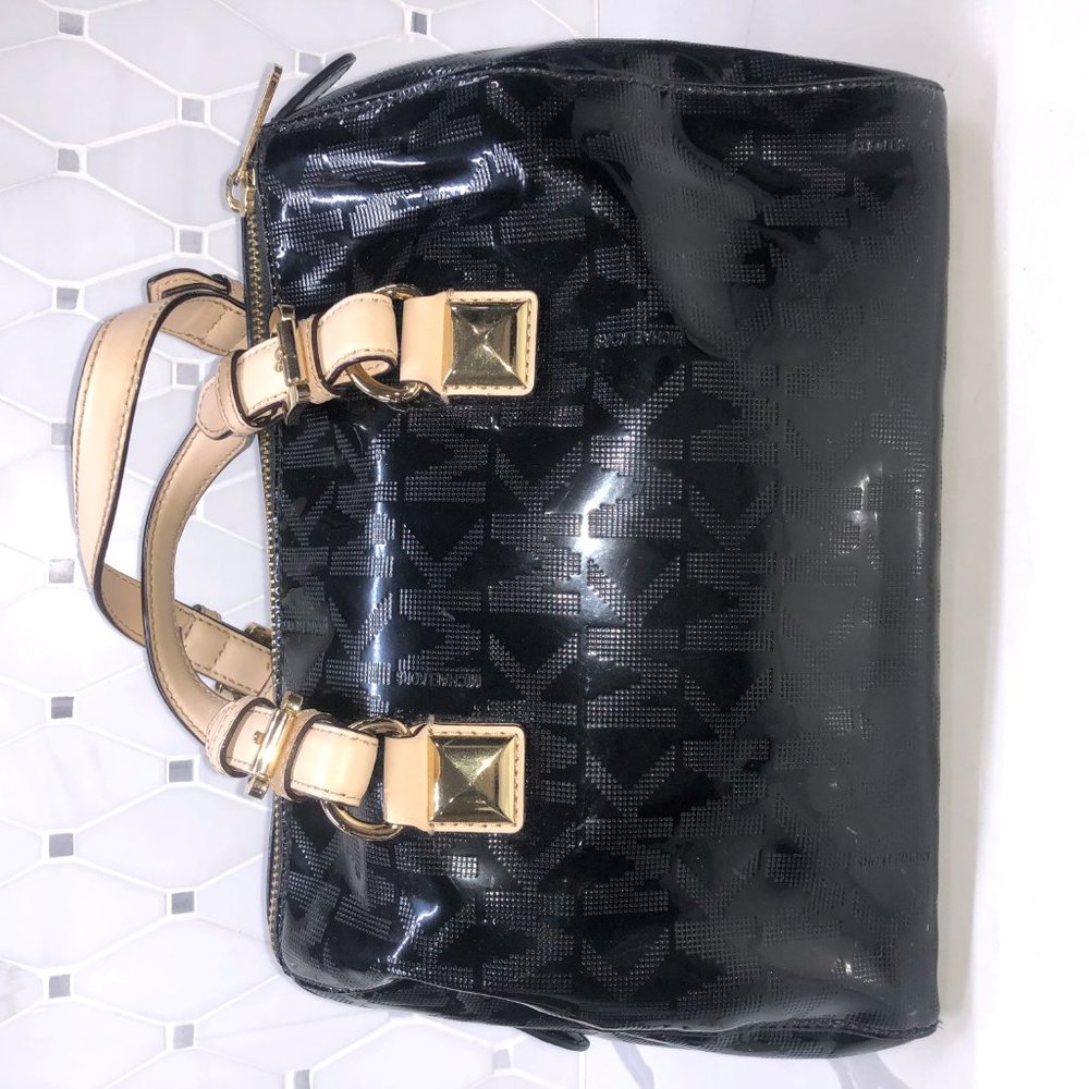 AUTHENTIC Michael Kors Medium Satchel - Picture 4 of 10